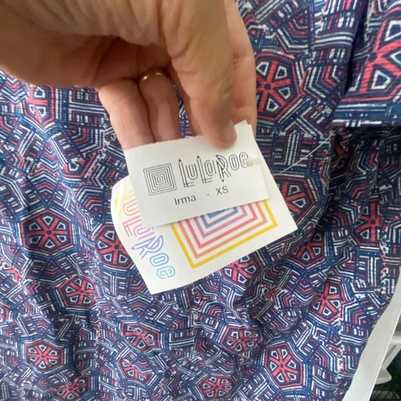 NWT Lularoe Irma Tunic Top XS Stretcy - Picture 2 of 11